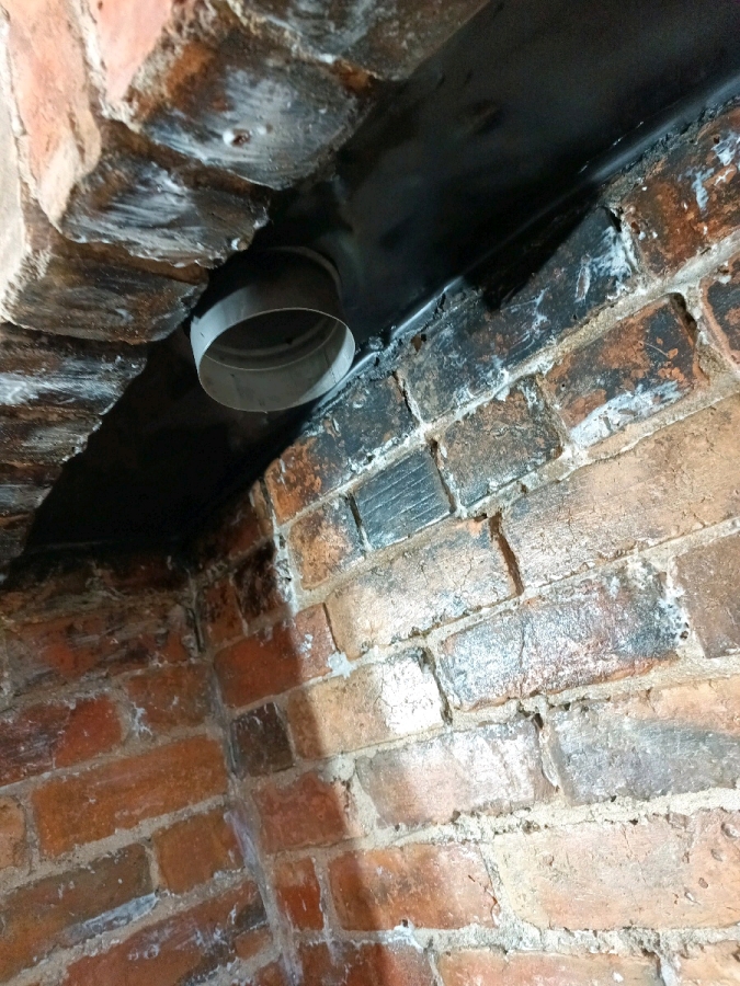 Liner in steel plate fitted